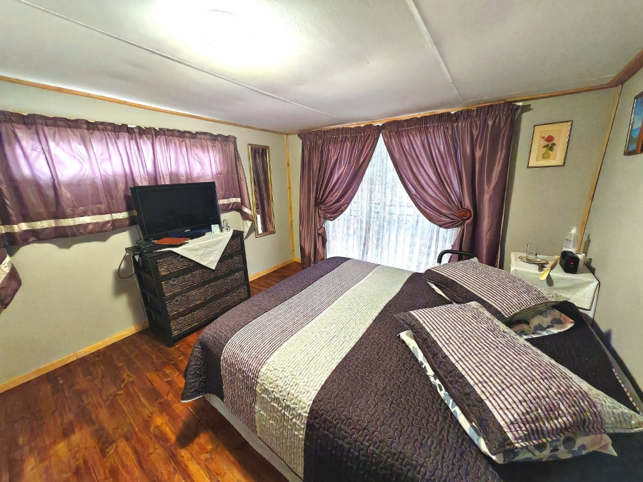 7 Bedroom Property for Sale in Bayswater Free State